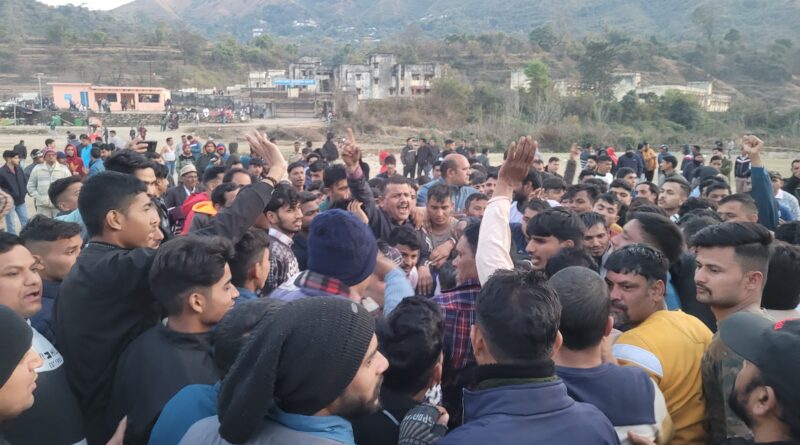 गिन्दी कौथिग। कहां कौन जीता। थलनदी मेला समिति पर किसने लगाए आरोप