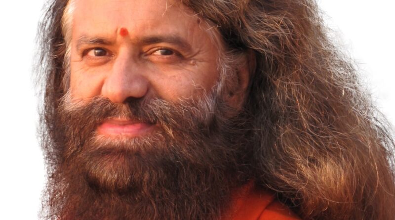 स्वामी चिदानंद सरस्वती विदेश यात्रा से लौटे, अयोध्या धाम रवाना, दिल्ली से अयोध्या जाते हुए विमान में दिया उद्बोधन