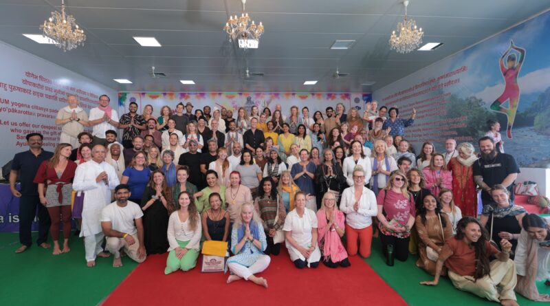 परमार्थ निकेतन में आयोजित अंतर्राष्ट्रीय योग महोत्सव – 37 वें वर्ष के तीसरे दिन का अलौकिक अनुभव